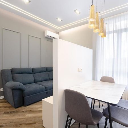 Petrovdom Ж38 In Luxury Apartments At 68 Zhylyanska Street,38 Perlyna Киев Экстерьер фото