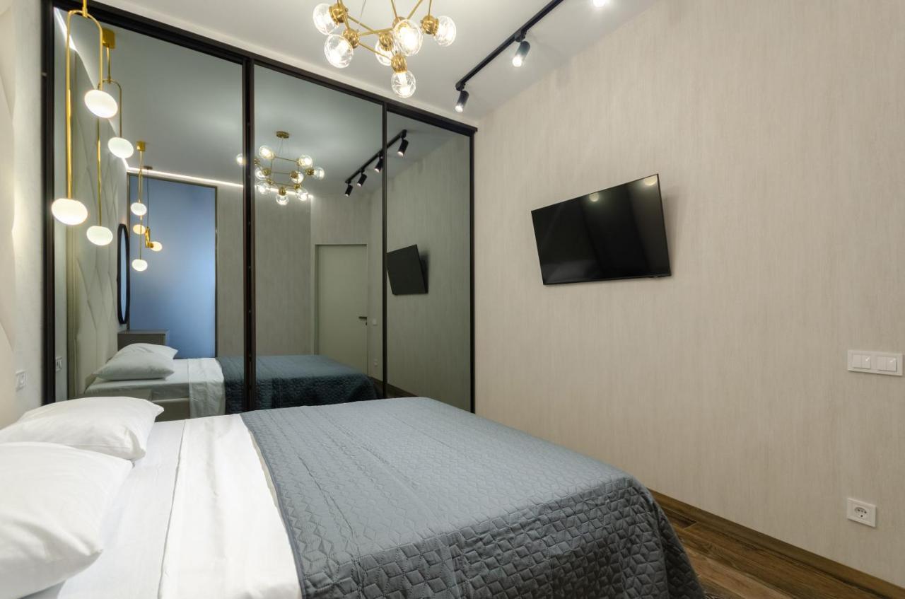 Petrovdom Ж38 In Luxury Apartments At 68 Zhylyanska Street,38 Perlyna Киев Экстерьер фото